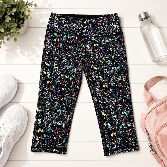 VSX Pants - Victoria's Secret VSX Sport Knockout Crop Medium Rise, Splattered Paint, Small